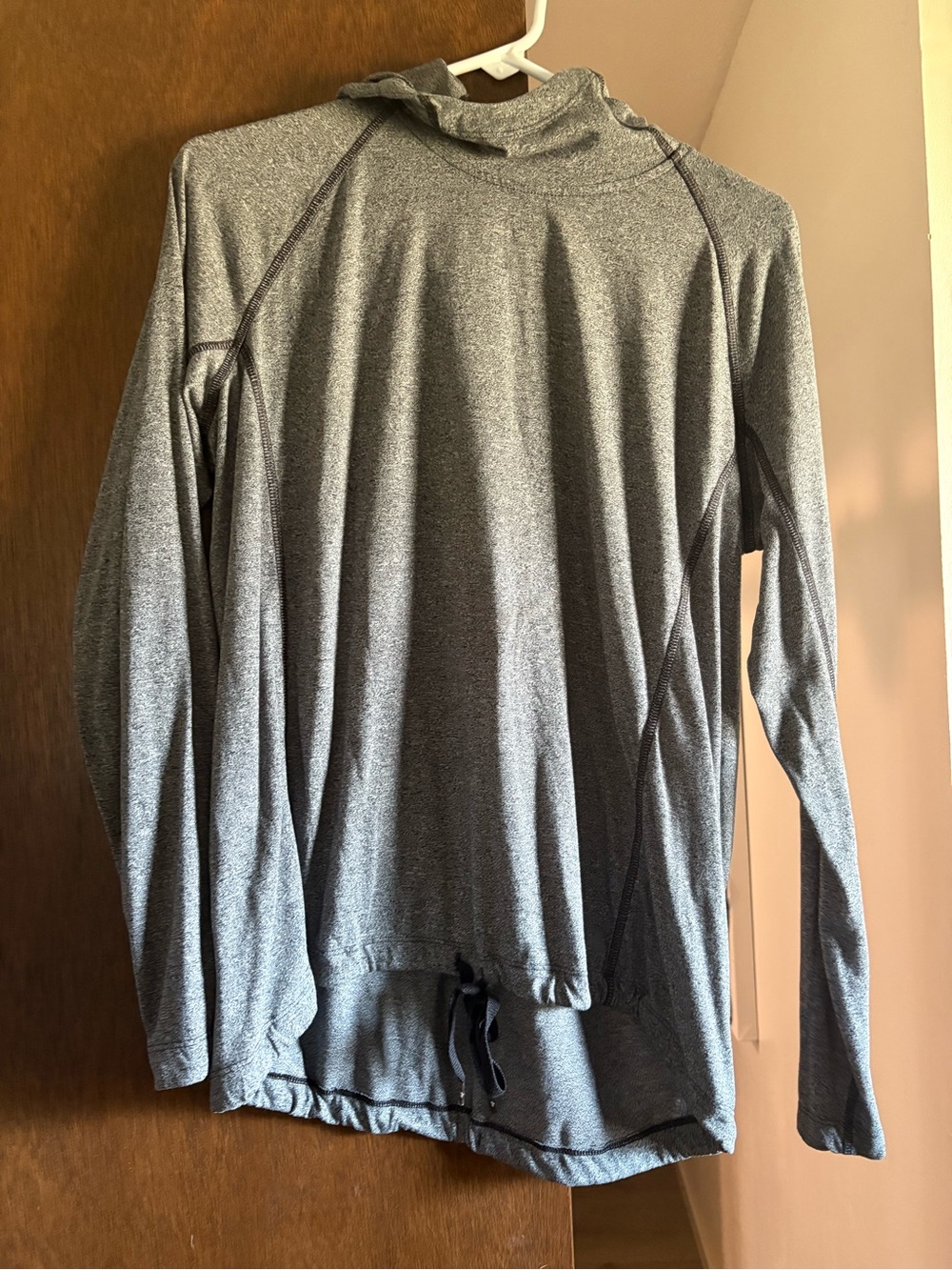 Women’s Performance Hooded Long-Sleeve Shirt - Gray